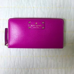 NWOT Kate Spade Zip Around Wallet-THINK SPRING/SUMMER!!